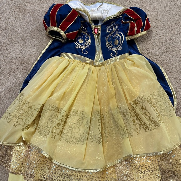 Snow White Deluxe Costume for Kids is available for purchase on au PAY  Market - Imported Goods Online Store Co.Ltd. | au PAY Market - Online  Shopping Site